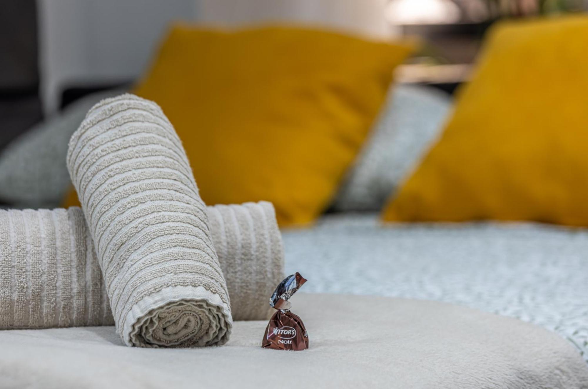 Industrial Loft In Maciacchini - Metro 50M Smartworking & Netflix Apartment Milan Bagian luar foto